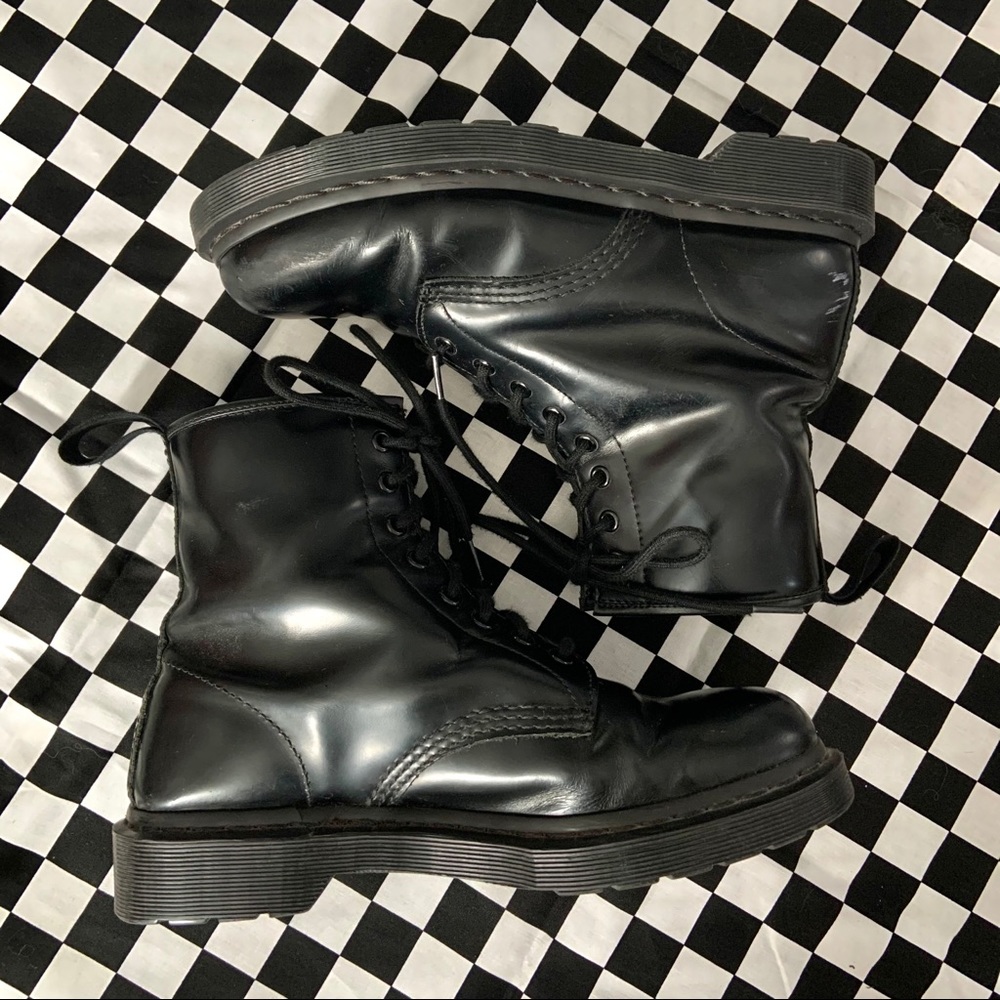 Mono smooth leather lace up boots